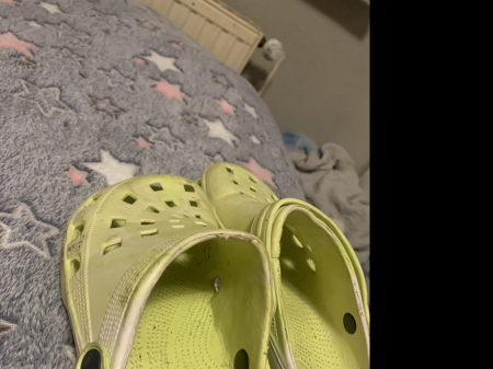 Crocs sind abzugeben